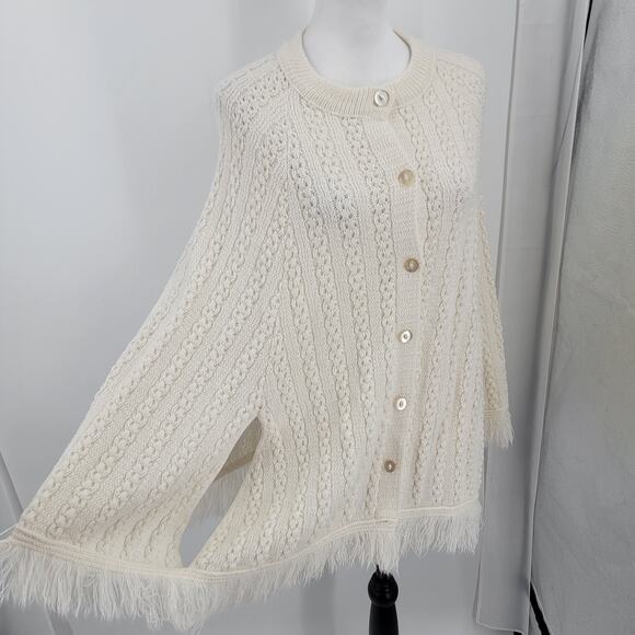 Glamour Knit Poncho Womens One Size Cream Button Up Arm Slits Boho Vintage - Picture 7 of 11